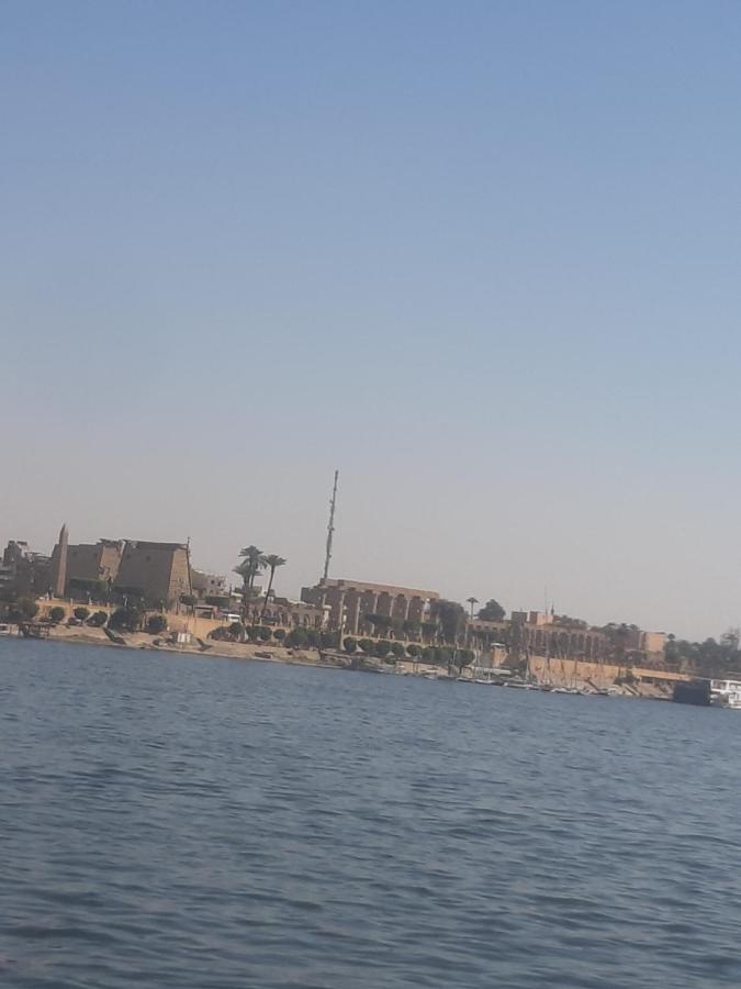 Nile Roof Hotel& Restaurant Луксор Екстериор снимка